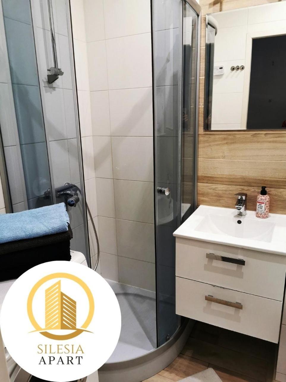 Apartament Ceglany Тичи Екстериор снимка